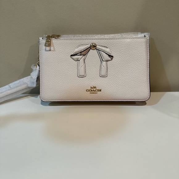 Coach Cream Leather Wristlet with Bow Accent - Picture 2 of 6